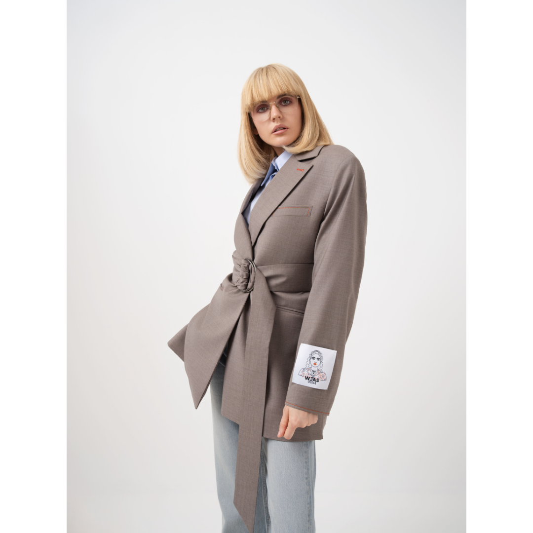 Blazer di lana con cintura