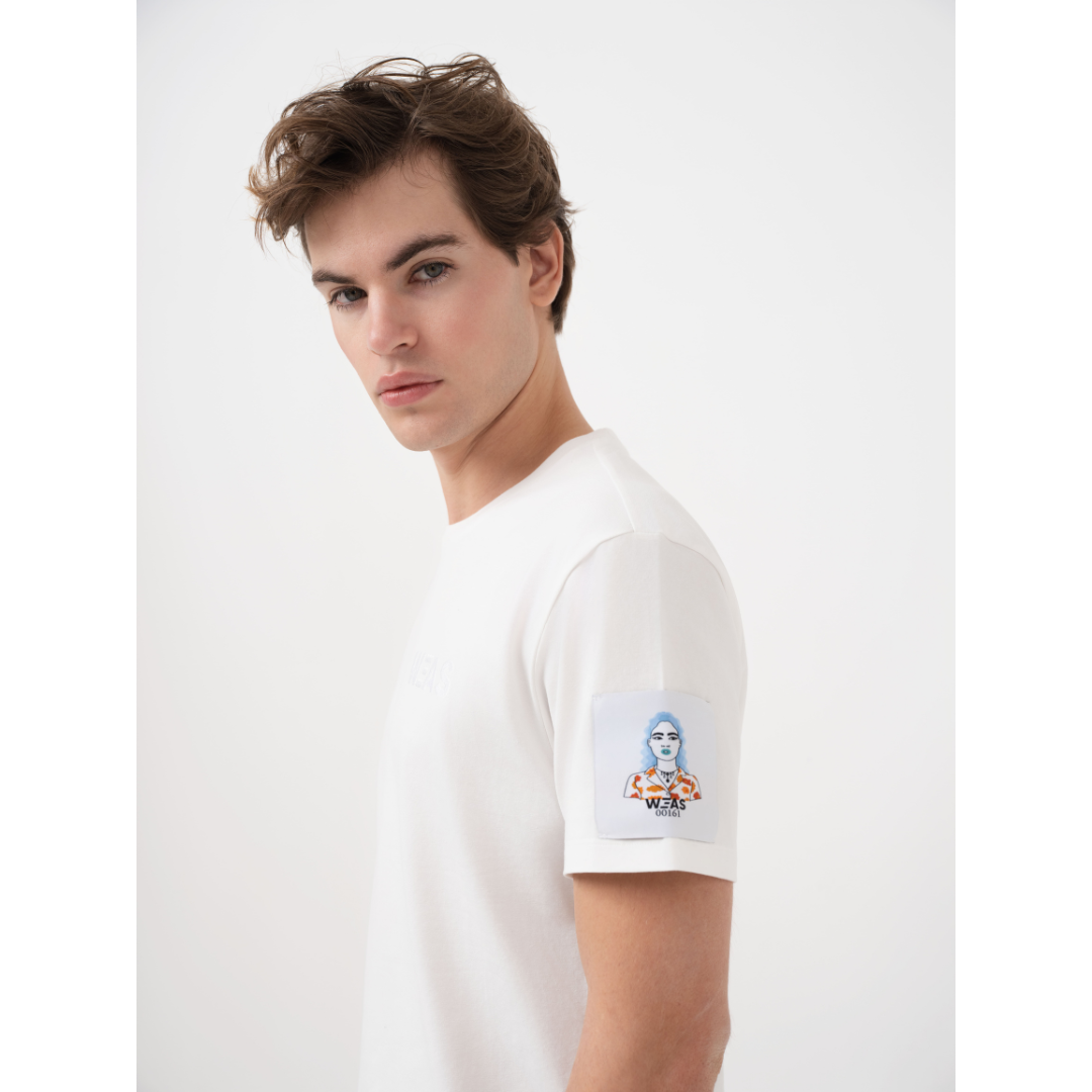 T-shirt with label and flocked logo